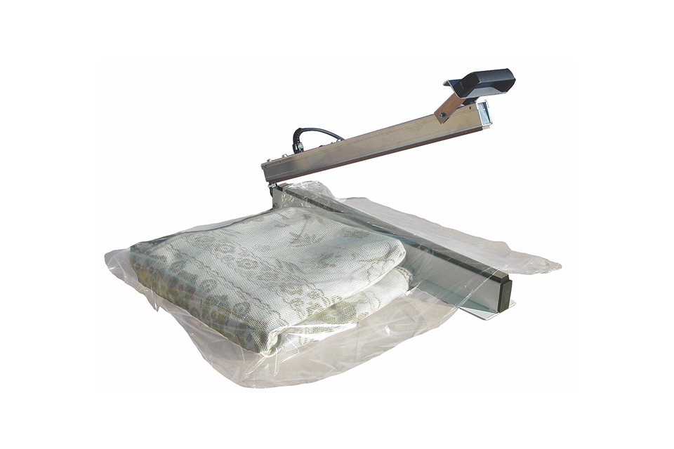 Машина для упаковки белья Artmecc MLPS L800