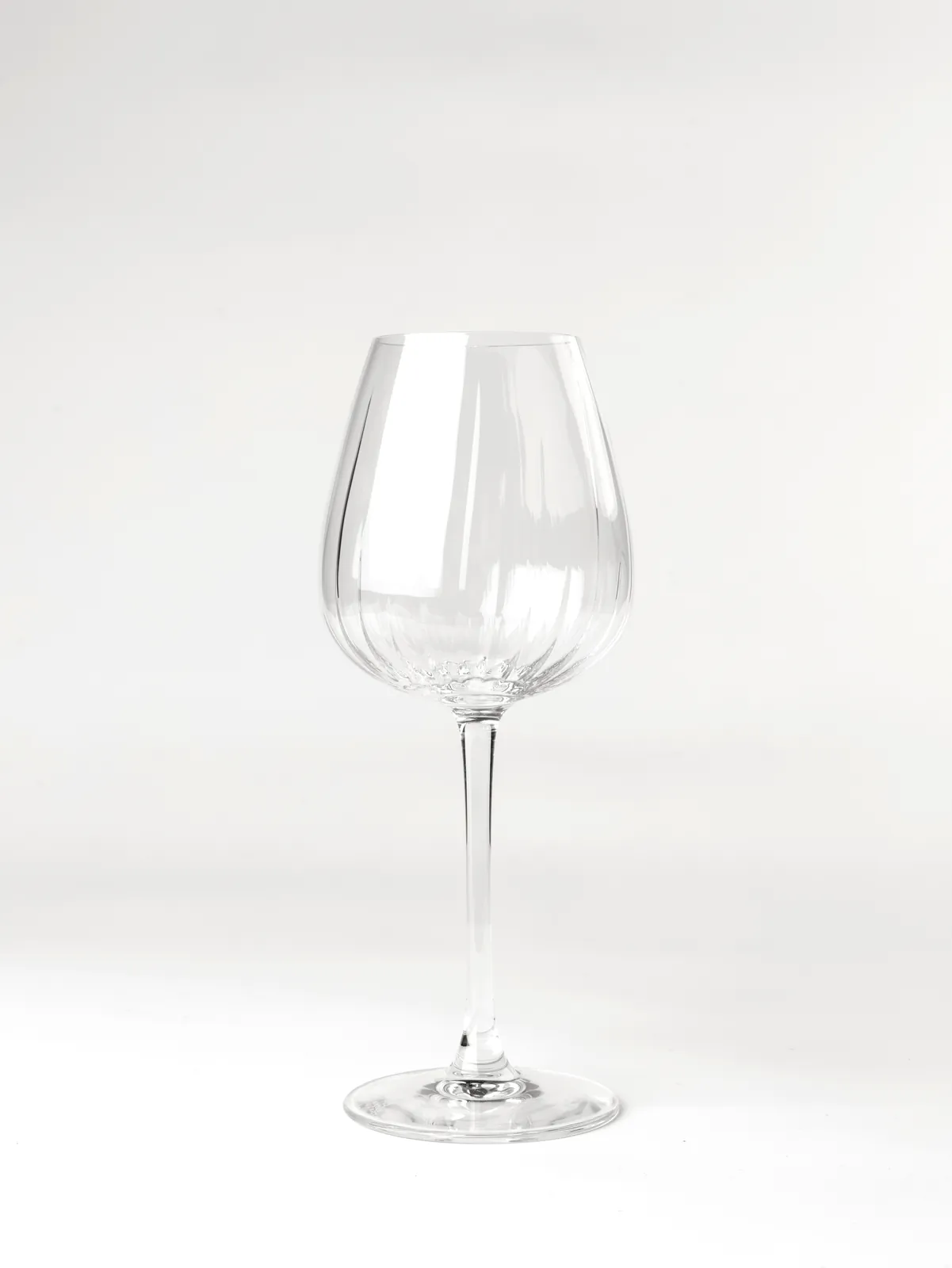 Бокал для вина 470 мл. d=60 мм. h=230 мм. хр.стекло Свирли Cristal d'Arques