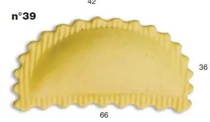 Штамп д/равиоли для насадки LA MONFERRINA MULTIPASTA полумесяц 66Х36 мм 39